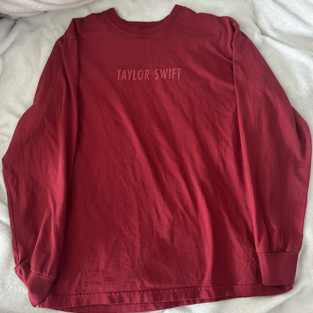 Official Red Taylor's Version long sleeve, Large